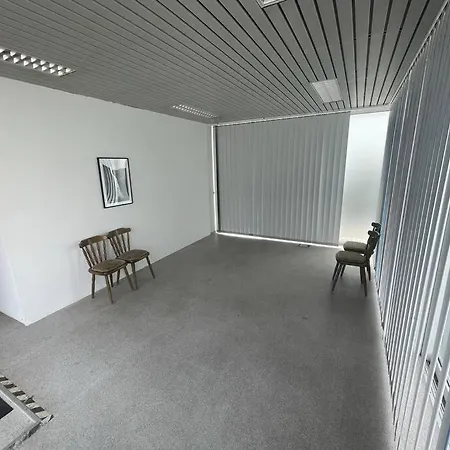 Apartment Monteursparadies 4 Dz, 2 Baeder, Einfach Gut Hassloch (Rhineland-Palatinate)