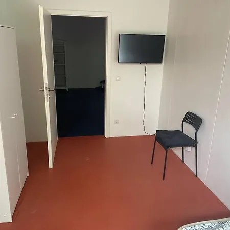 Apartment Monteursparadies 4 Dz, 2 Baeder, Einfach Gut Hassloch (Rhineland-Palatinate)