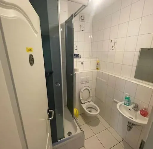 Monteursparadies 4 Dz, 2 Baeder, Einfach Gut Haßloch